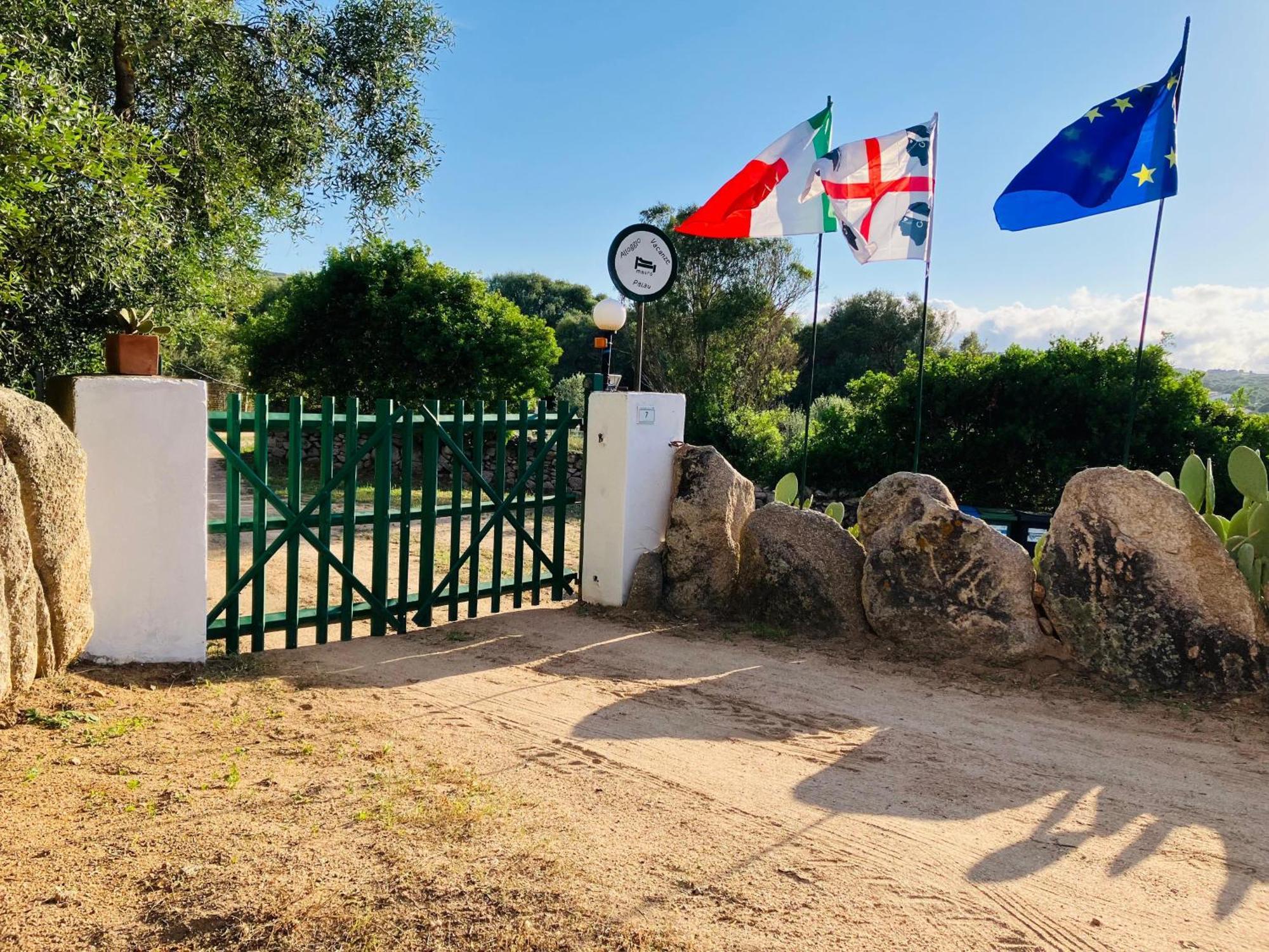 Mauro alloggi e camere Palau Esterno foto